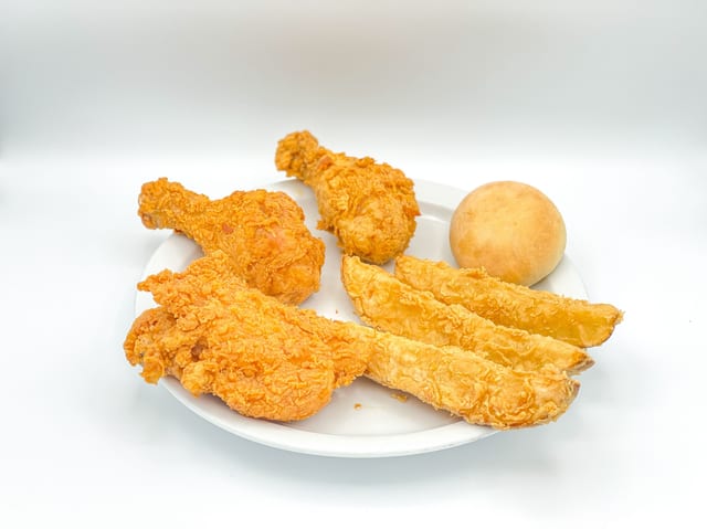 3 Piece Dark Dinner.